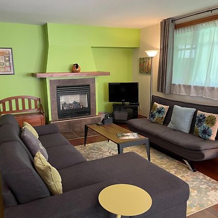 Condo Jardins Du Village מונט טרמבלאנט מראה חיצוני תמונה
