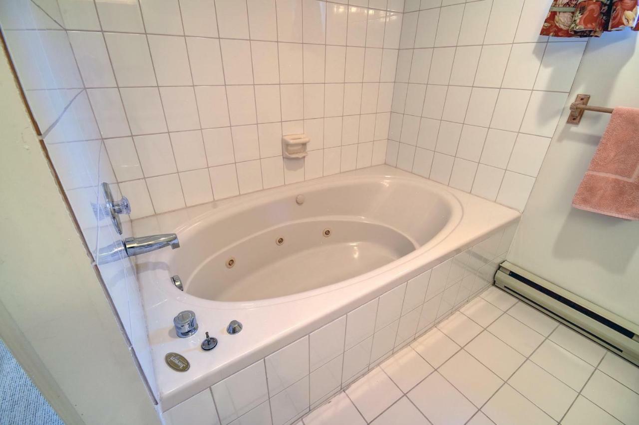Condo Jardins Du Village מונט טרמבלאנט מראה חיצוני תמונה